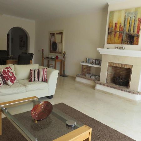 Beachside Apartment Estepona Bagian luar foto