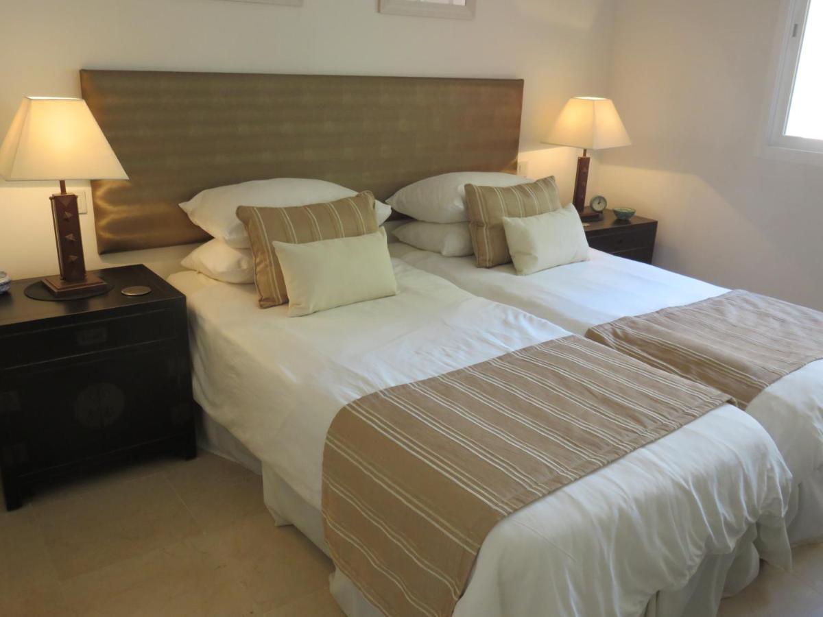 Beachside Apartment Estepona Bagian luar foto