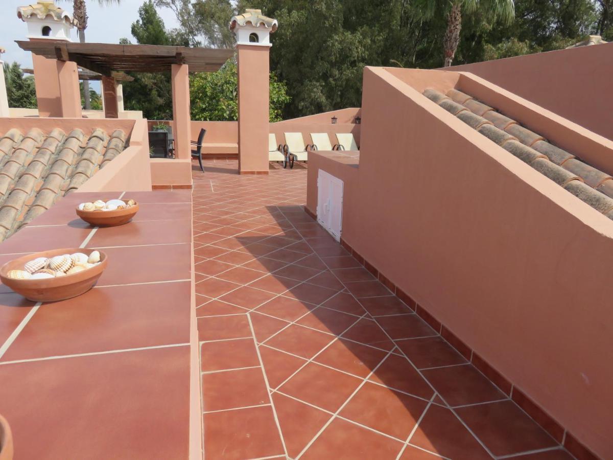 Beachside Estepona Bagian luar foto