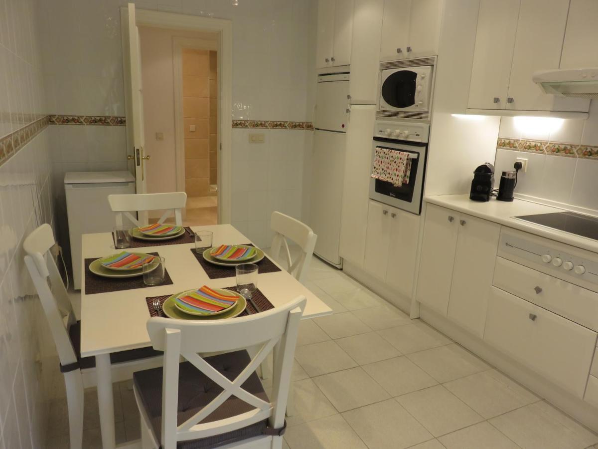 Beachside Apartment Estepona Bagian luar foto